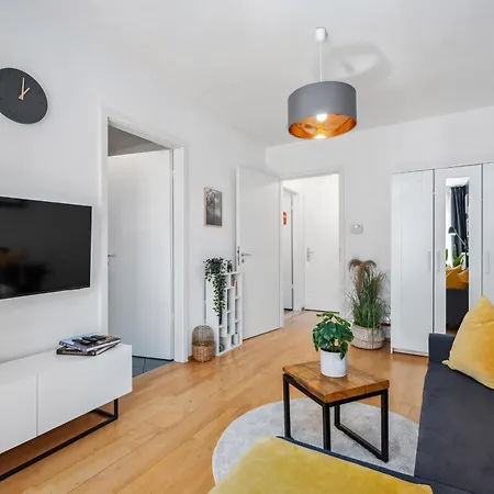 Traber Gemuetlich Zentral Parkplatz